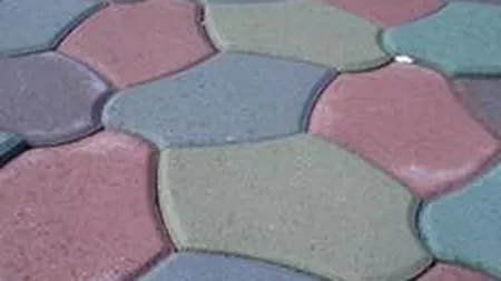 Symmetrica deschide o fabrica de pavele, cu o investitie de 4,5 mil.euro