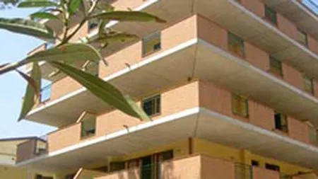 Dezvoltatorii celor mai ieftine blocuri noi din Capitala au continuat sa scada preturile si in 2010