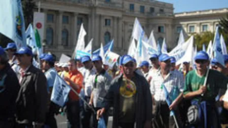 Peste 80.000 de oameni sunt asteptati miercuri in strada pentru a cere caderea guvernului Boc