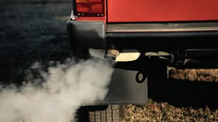 Efectul benefic al crizei: Scadere record a emisiilor de CO2 pe soselele din Europa