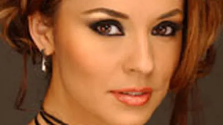 Andreea Marin va prezenta la TVR o gala pentru 1.200 de euro