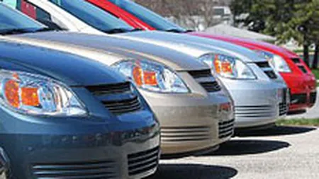 Inmatricularile de masini rulate aproape s-au dublat, pe fondul cresterii taxei auto de anul viitor