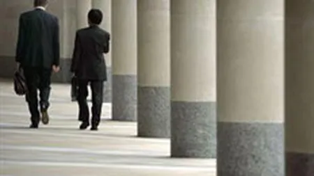 Numarul salariatilor a scazut cu 645.000 de la inceputul lui 2009. 73% din ajustare a fost la privat