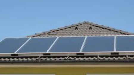 Investitie de peste 3 mil. lei in acoperirea cu panouri solare a unor cladiri publice din Neamt