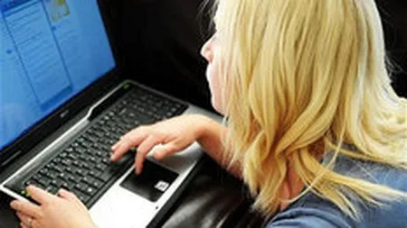 Numarul celor ce cumpara online de Craciun il va depasi pentru prima oara pe cel al persoanelor care merg la biserica, in Marea Britanie