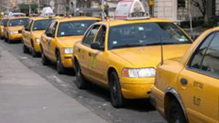 Protest: Taximetristii independenti nu vor mai cumpara carburant joi din cauza cresterii pretului