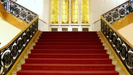 Bugetele cumparatorilor de proprietati de lux s-au injumatatit in ultimii doi ani