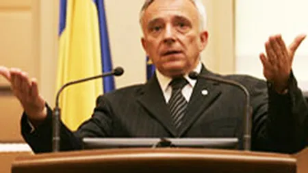 Isarescu: Statul ar trebui sa reduca birocratia si controalele pentru stimularea IMM-urilor