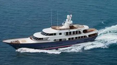 Vasele de croaziera se bat pe angajatii romani. Vezi ce salarii ofera