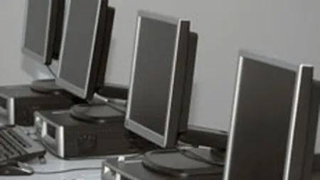 IBM isi vinde participatia la Lenovo