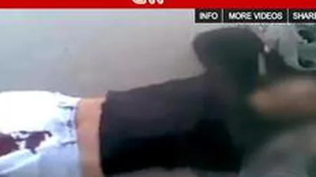 Fortele libiene deschid focul din elicoptere asupra manifestantilor adunati la Benghazi. VIDEO