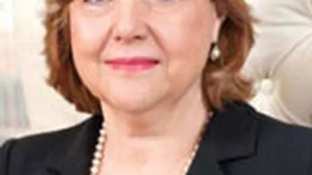 Piata asigurarilor ar putea creste usor in 2011 dupa doi ani de regres, sustinuta de politele de viata