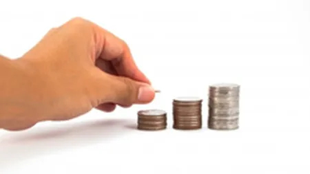 Cursul oficial a coborat joi aproape de 4,2 lei/euro