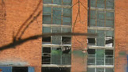 Intrebare-cheie la Electroputere Parc: Avem un mall. Cum intram in el?