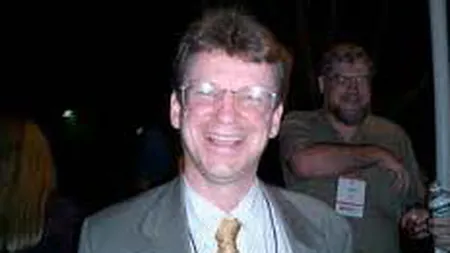 Cel mai vechi angajat Apple munceste pentru companie de la 14 ani