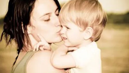 Numarul de copii influenteaza negativ cariera femeilor