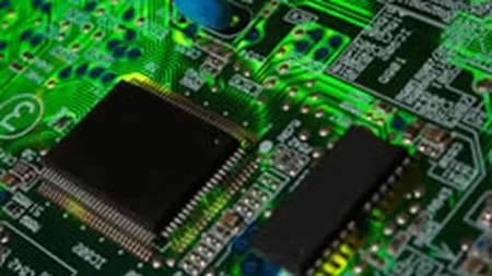 Pretul semiconductorilor pentru computere si telefoane mobile a crescut dupa cutremurul din Japonia