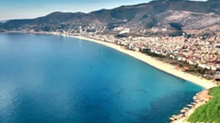 Antalya, destinatia preferata a turistilor romani pentru 2011