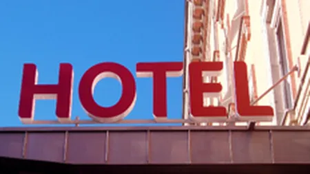 Incep sa se deschida hotelurile anuntate in criza