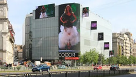 Oprescu stinge conflictul cu Cocor: Parcarea magazinului, mai accesibila