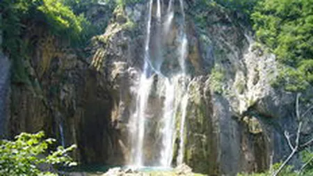 Cele mai frumoase 10 cascade din lume. FOTO