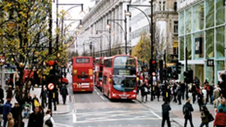 Protestele din Londra i-au costat pe retaileri 5 milioane de lire