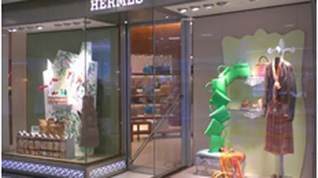 Hermes vrea sa isi  vanda participatia la casa de moda Gaultier