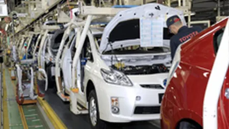 Toyota reia productia la toate fabricile din Japonia