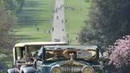 Parada marca Rolls-Royce, la Castelul Windsor
