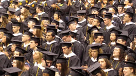 De ce nu pot lua studentii credite pentru studii?