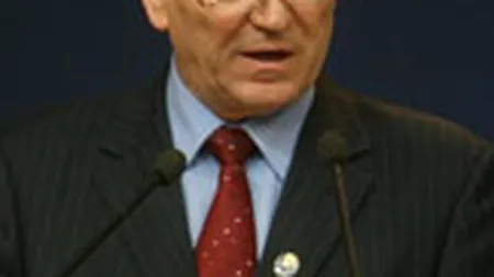 Tabara: La tara, crasma e plina, dar nu gasesti pe nimeni sa sape gradina pentru 100 lei