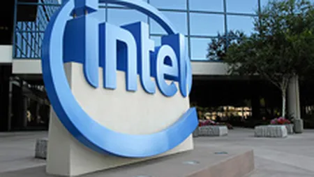 Intel, venituri record de 12, 8 miliarde dolari in T1