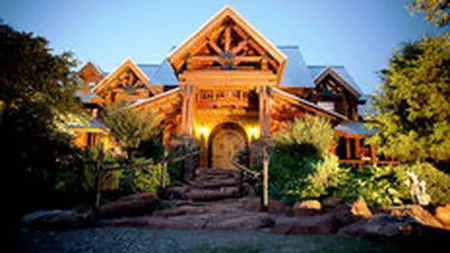 Vezi cum arata o cabana de lux, scoasa la vanzare cu 4 mil. dolari