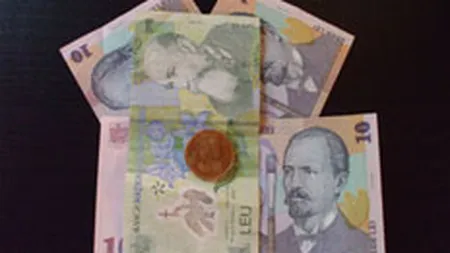 Leul s-a apreciat usor joi, la 4,0760 lei/euro