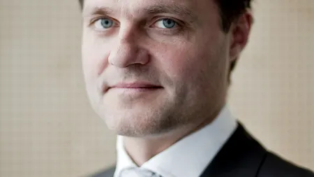 Cine este cel mai bine platit administrator de fonduri din Romania?