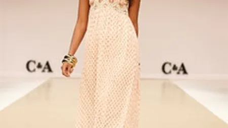 C&A intra in mall-urile Iulius Group din Iasi, Suceava si Timisoara