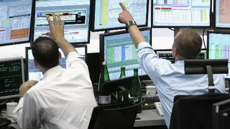 Euro si bursele europene scad cu peste 1%, din cauza temerilor privind criza datoriilor