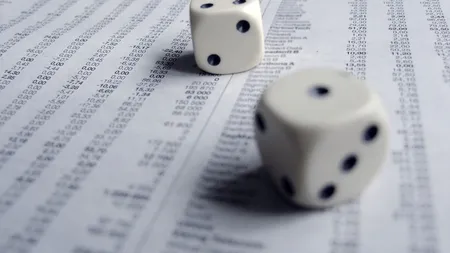 Traim in lumi paralele? Boc vede lapte si miere, investitorii cred ca suntem la pamant