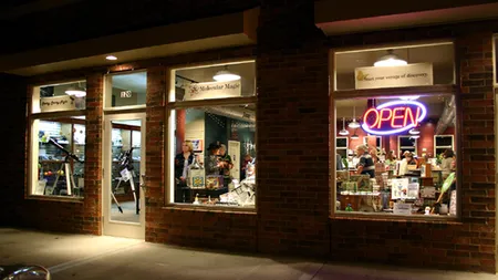 Cazinourile si magazinele de tip discount, cele mai interesate sa inchirieze spatii stradale