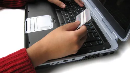 Romanii au platit cu cardul mai multe taxe si impozite de la inceputul anului decat in tot anul 2010