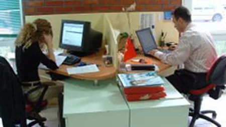 Boc: In luna mai au fost incheiate 300.000 contracte noi de munca