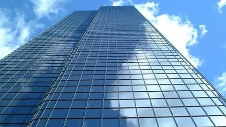 Zeci de milioane de euro incep din nou sa orbiteze  constructiile de birouri