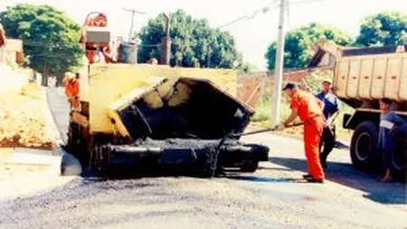 Saracia stimuleaza harnicia. Cum vede mediul de business scaderea puterii de cumparare