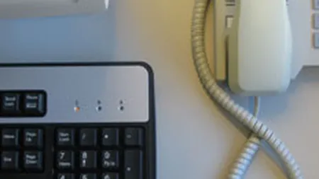 Vrei sa iti upgradezi biroul? Top 10 electronice pentru orele de munca