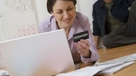 Navigarea pe Internet, cea mai des intalnita abatere la locul de munca