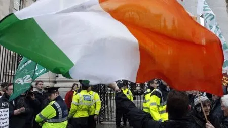 Ratingul Irlandei, retrogradat de Moody's la categoria junk