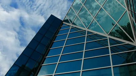 Companiile incep din nou sa inchirieze birouri neterminate