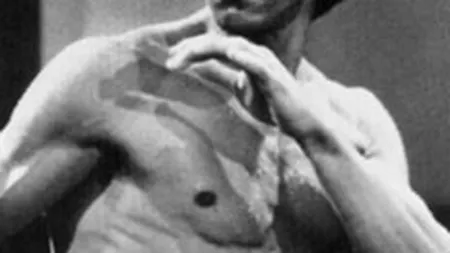 Lucruri apartinand legendei kung-fu Bruce Lee, scoase la licitatie cu 113.000 $