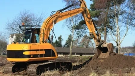 Criza continua in constructii: Volumul lucrarilor a scazut cu 5% in primul semestru