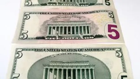 Analisti: Reducerea ratingului SUA nu va avea un impact semnificativ